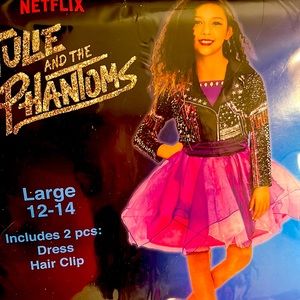 Julie and the Phantoms girls costume